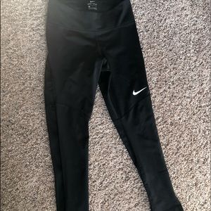 DRI-FIT Nike Cropped Leggings